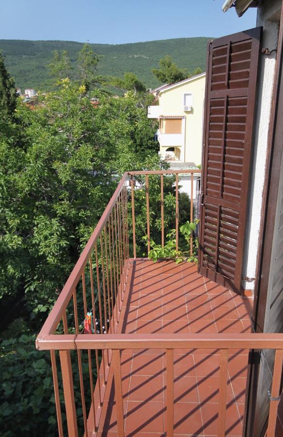 Apartments By The Sea Selce, Crikvenica - 2372 מראה חיצוני תמונה